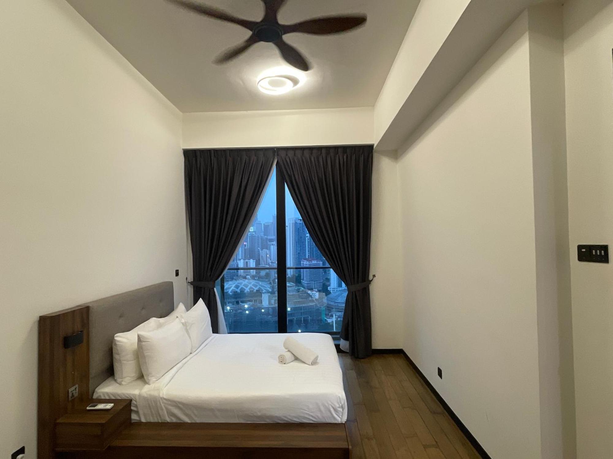 Opus 118 Tower View *